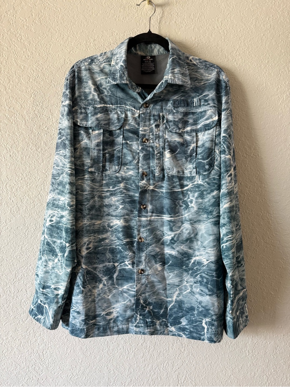Mossy Oak Mens Roll Tab Sleeve Performance Fishing Guide Shirt Size M Water Camo